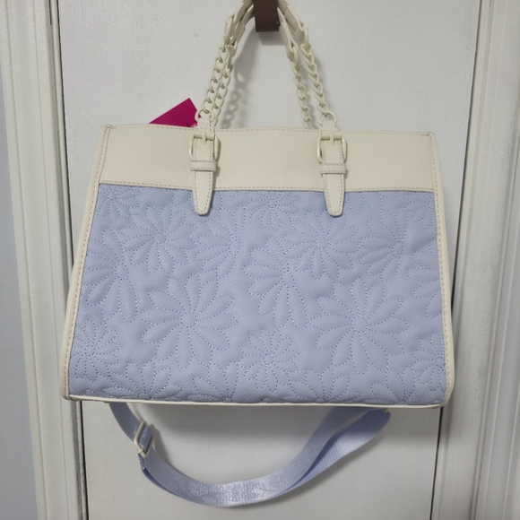 Xobeca Betsey Johnson Tote - Picture 6 of 7